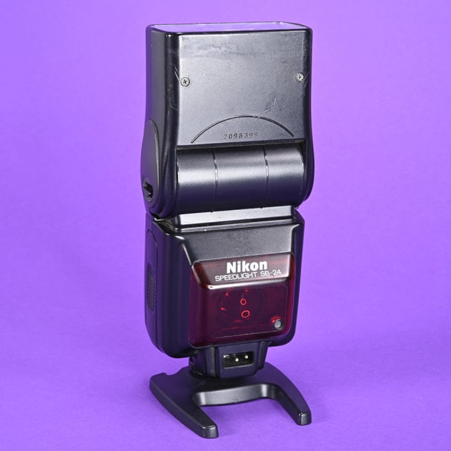 Nikon Speedlight SB-24 Flash