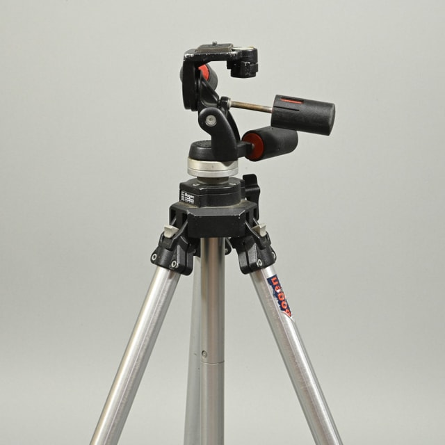 Bogen 3021 Tripod with Bogen 3030 3-Way Head