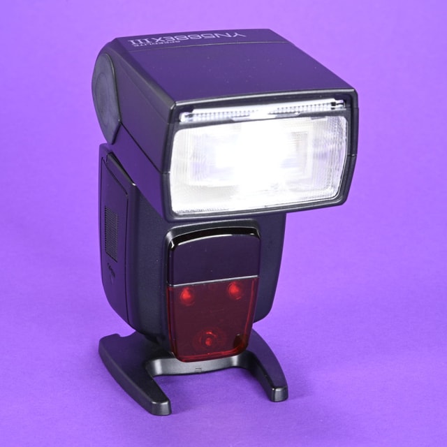 Yongnuo Digital Speedlite YN568EX III Flash for Canon EOS Digital Cameras
