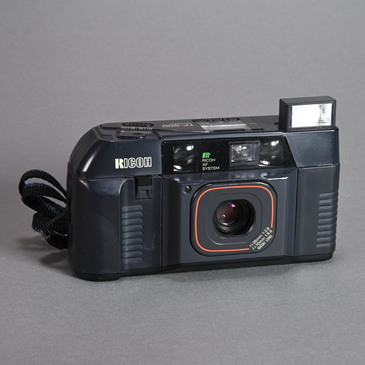 RICOH TF-500D フィルムカメラ（イ-70） Ricoh TF-500D Dual Lens 35mm Point and Shoot Camera | Blue Moon Camera