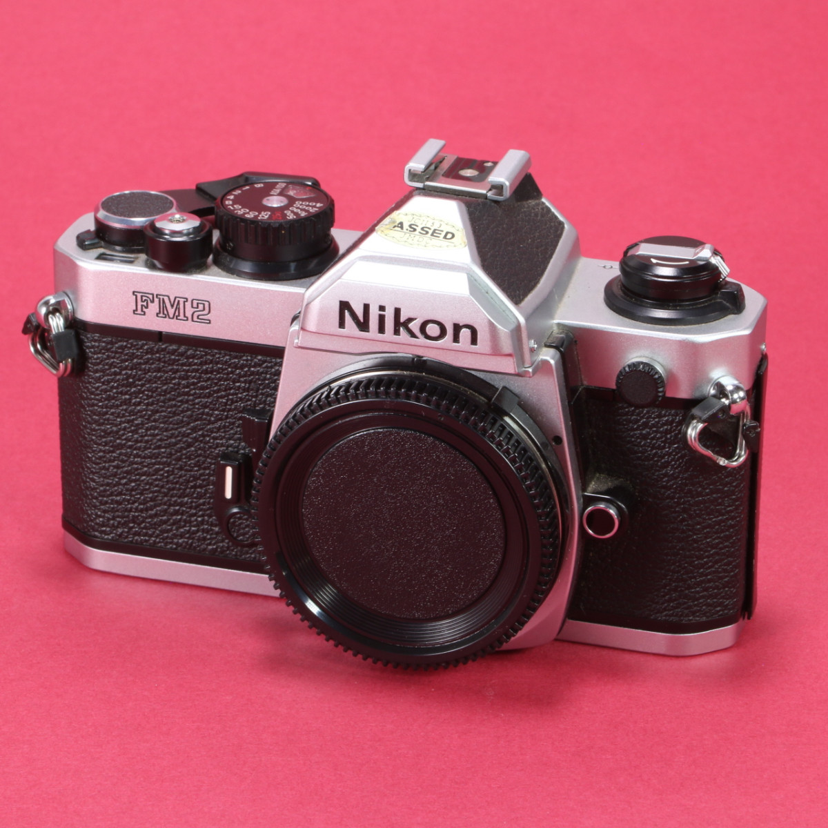 Used Nikon FM2N Camera: Reliable, Mechanical 35mm SLR | Blue Moon