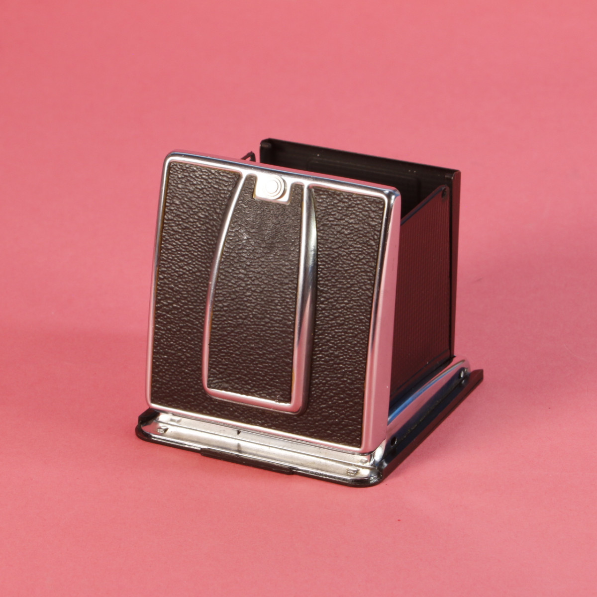 HASSELBLAD Chrome Waist Level Finder ② Hasselblad Waist Level Finder - Chrome | Blue Moon Camera
