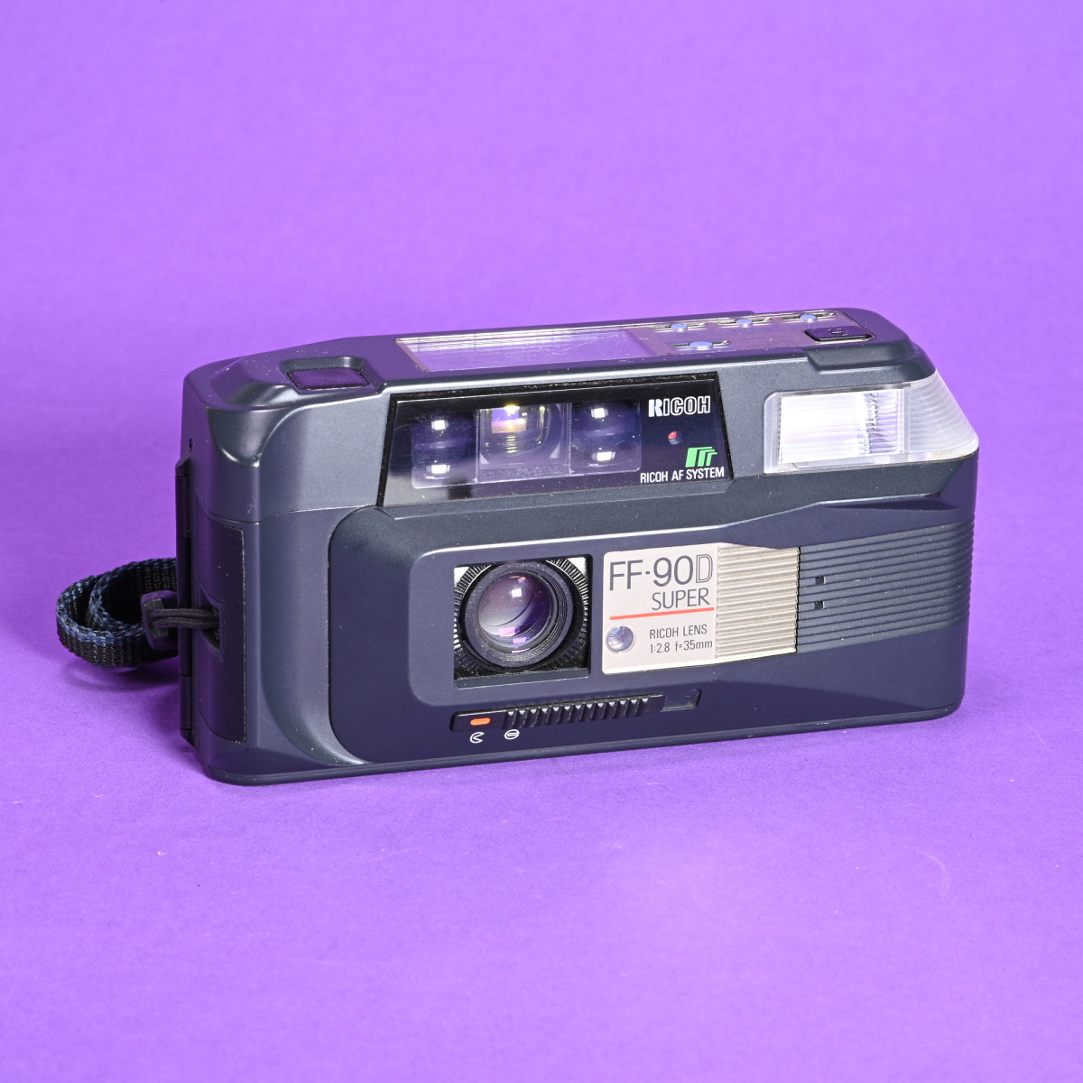 RICOH AF-100D フィルムカメラ　 ジャンク品！ RICOH AF-100D フィルムカメラ ジャンク品！ RICOH AF-100D フィルム