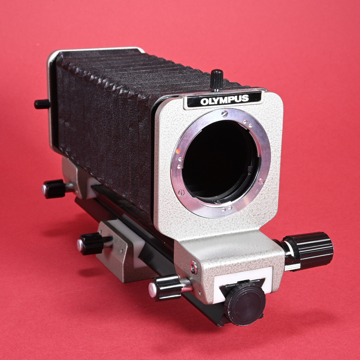 100329☆極上品☆OM SYSTEM/オリンパス OLYMPUS 電動式パン Olympus OM Auto Bellows for Macro Photography | Blue Moon Camera