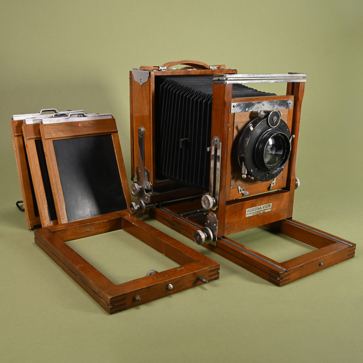 Gundlach Manhattan Korona 4x5 Camera with Zeiss Protar | Blue Moon