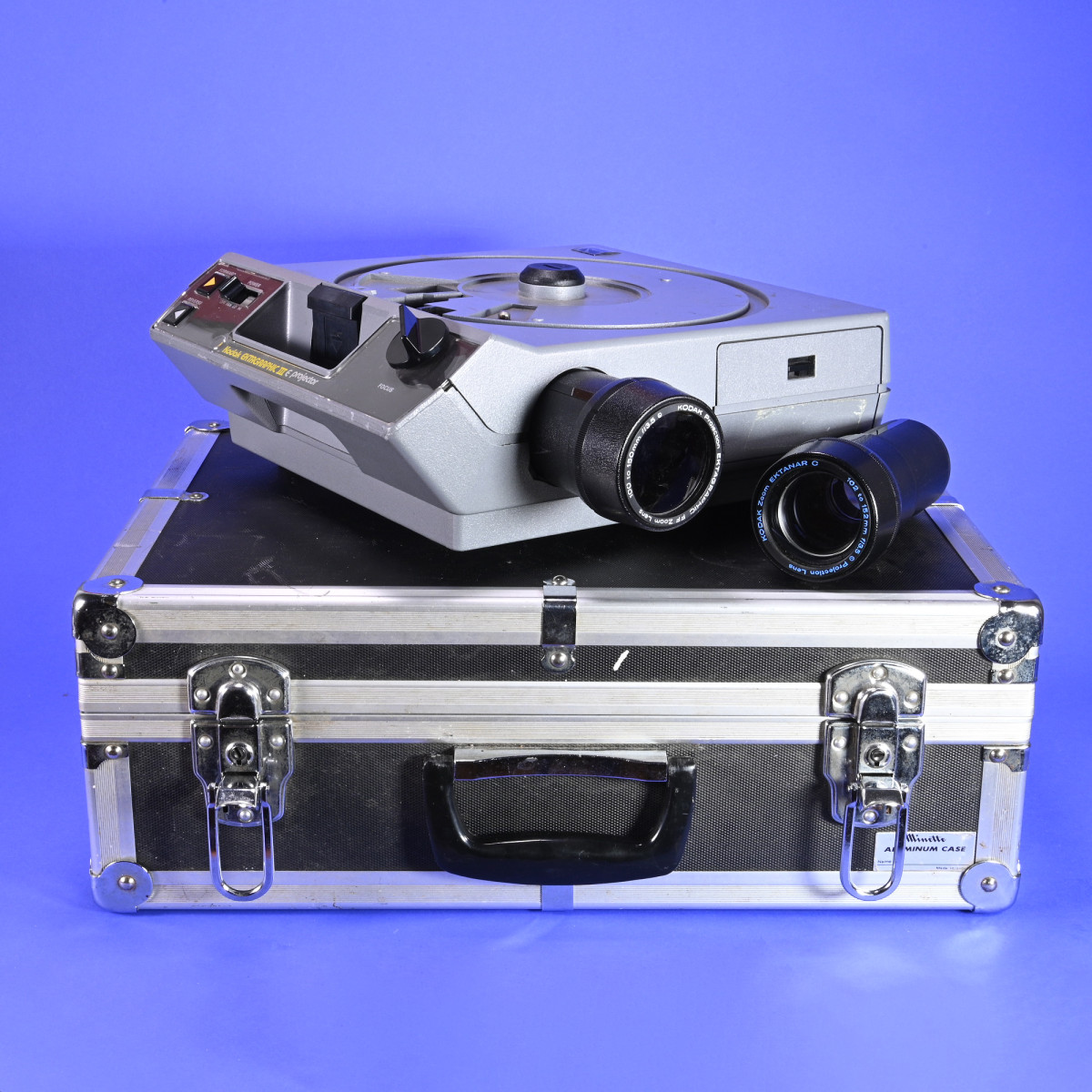 Kodak Ektagraphic IIIE Slide Projector - 35mm Slide Projector 