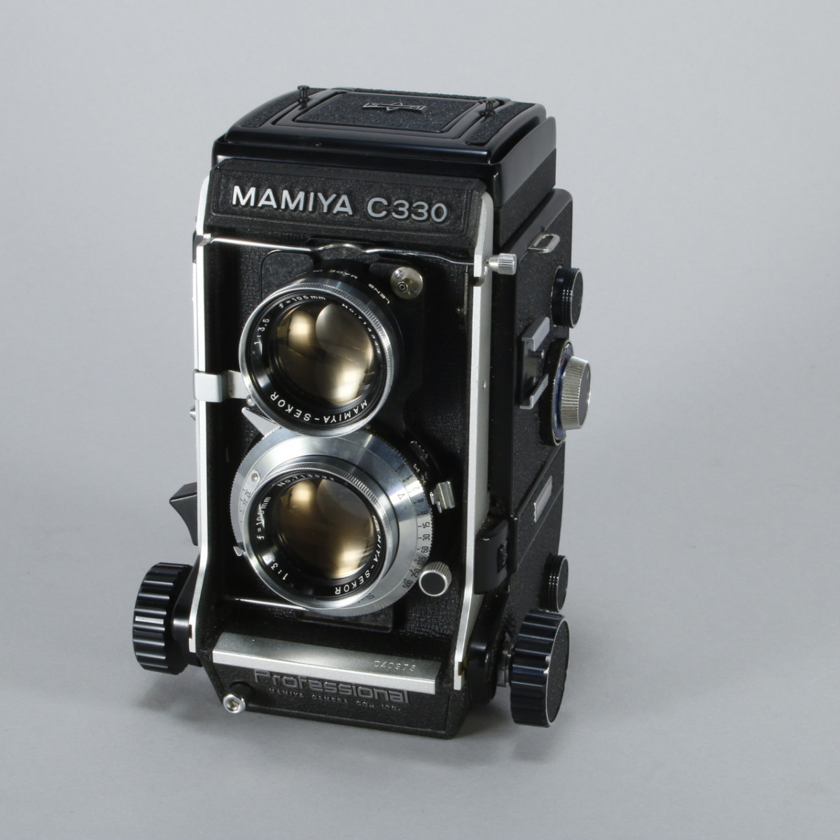 Mamiya C330&105m f3.5+65mm f3.5 「週末限定価格」 Mamiya C330 Camera with Mamiya 105mm f3.5 Lens | Blue Moon Camera
