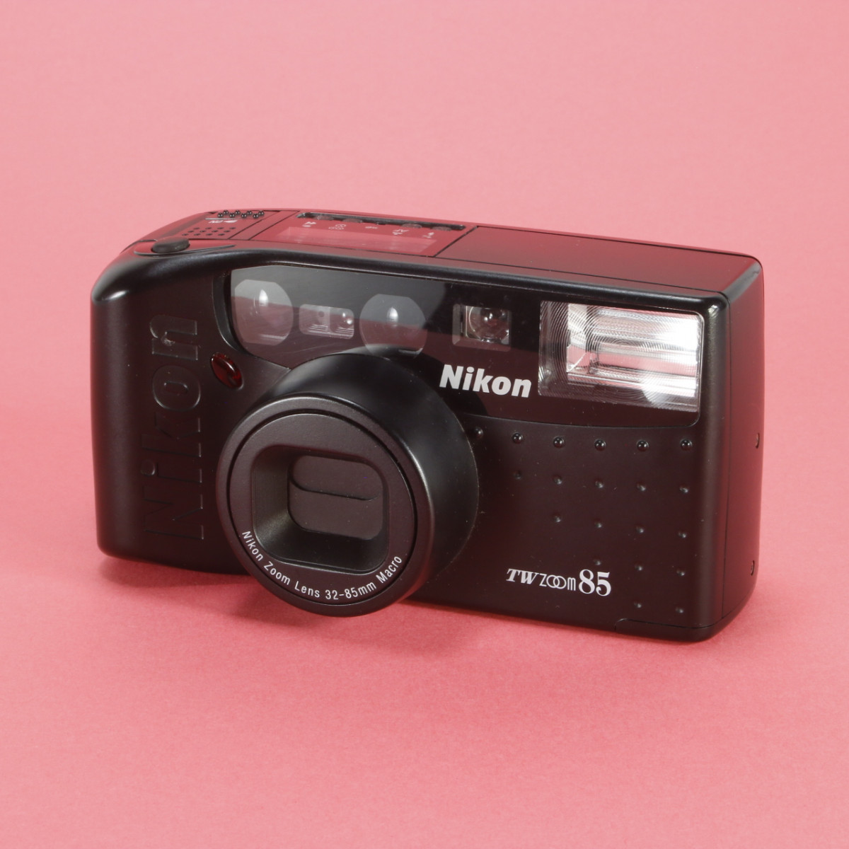 【動作確認済・美品】Nikonフィルムカメラ TW Zoom85 Nikon TW Zoom 85 Camera | Blue Moon Camera